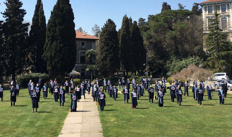 Boğaziçili akademisyenler öğrencilere gösterilen polis şiddetini kınadı