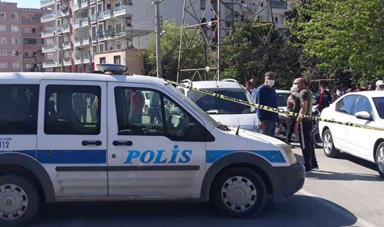 Hatay'da 'yüksek sesle konuşma' kavgası: 2 ölü 3 yaralı