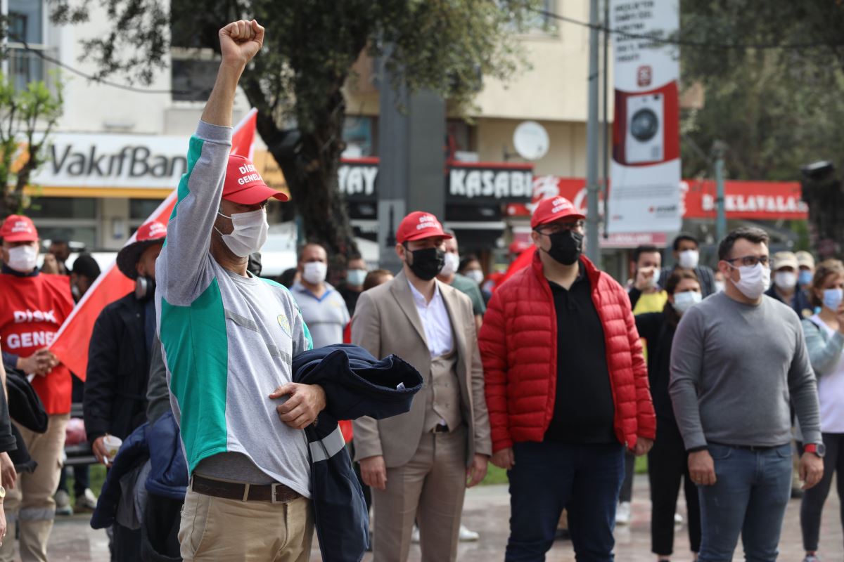 Tam kapanma öncesi 'erken 1 Mayıs'