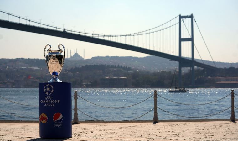 UEFA'dan İstanbul'da oynanacak final için seyirci açıklaması