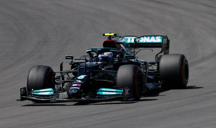 Formula 1 Portekiz GP'de pole pozisyonu Valtteri Bottas'ın