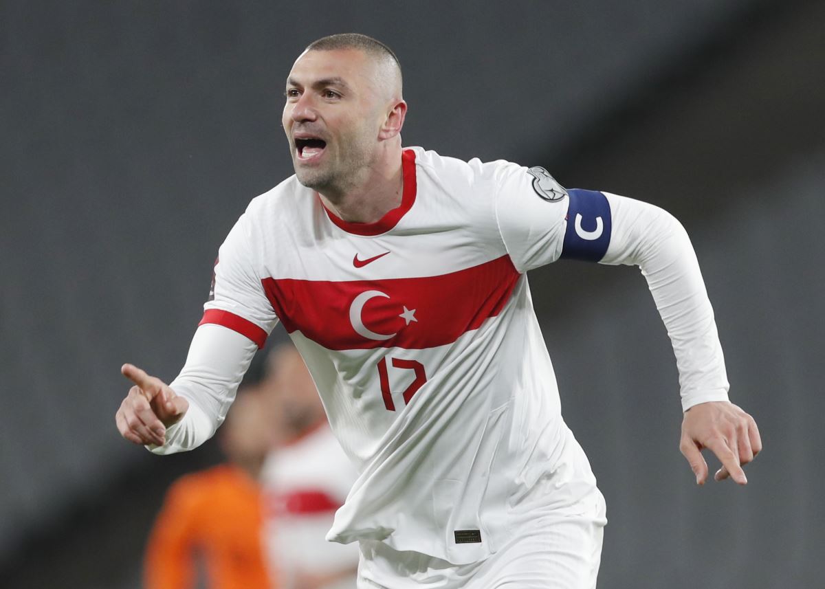 Burak Yılmaz Fransa Ligi'nde haftanın 11'ine seçildi