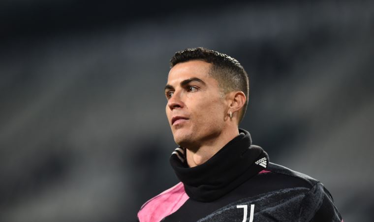 Cristiano Ronaldo’dan Ferrari’ye ziyaret