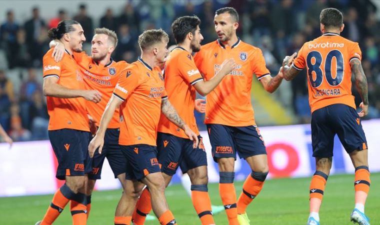 Başakşehir, Junior Fernandes'in takımdan ayrıldığını açıkladı