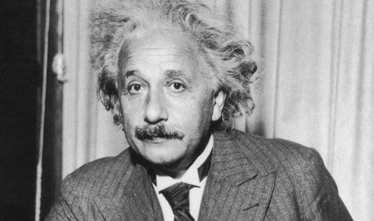 Einstein’in tanınmış formülü E=mc²'li mektup rekor fiyata satışa çıkıyor