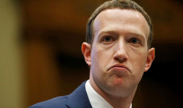 Facebook'un CEO'su Mark Zuckerberg keçisine Bitcoin adını koydu