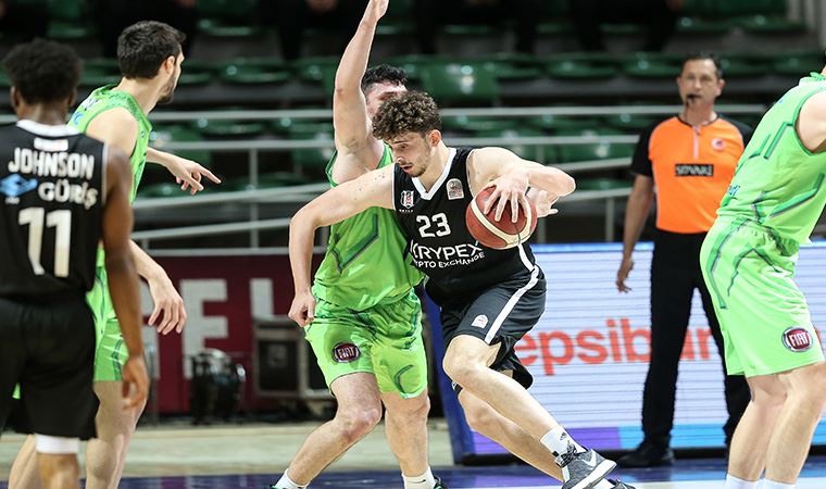 Anadolu Efes ile Beşiktaş Icrypex, play-off yarı final ilk maçında yarın karşılaşacak