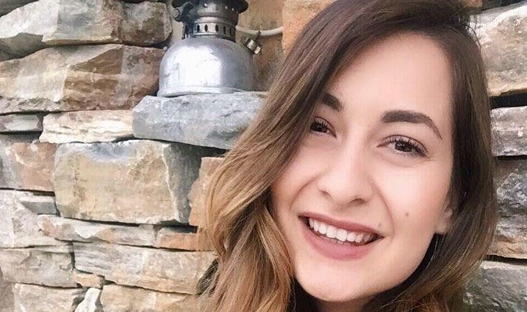 Bodrum'da canlı derste beyin kanaması geçiren Esra öğretmen yaşamını yitirdi