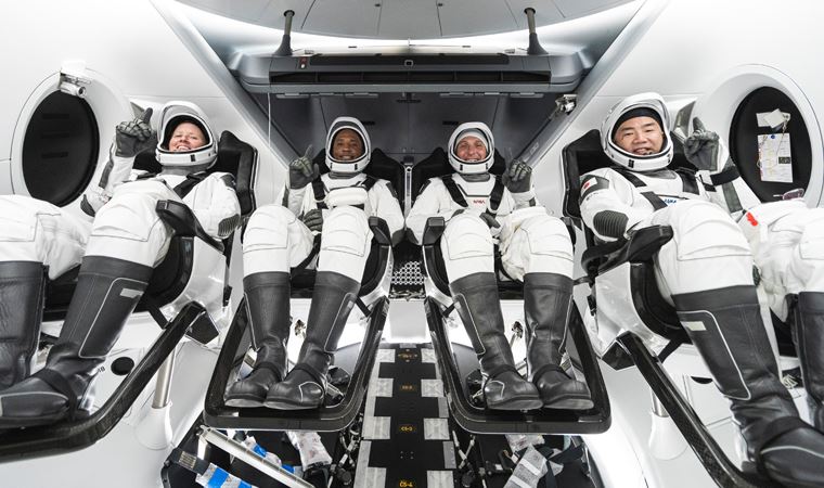 SpaceX-NASA Crew-1 astronotları Dünya'ya döndü