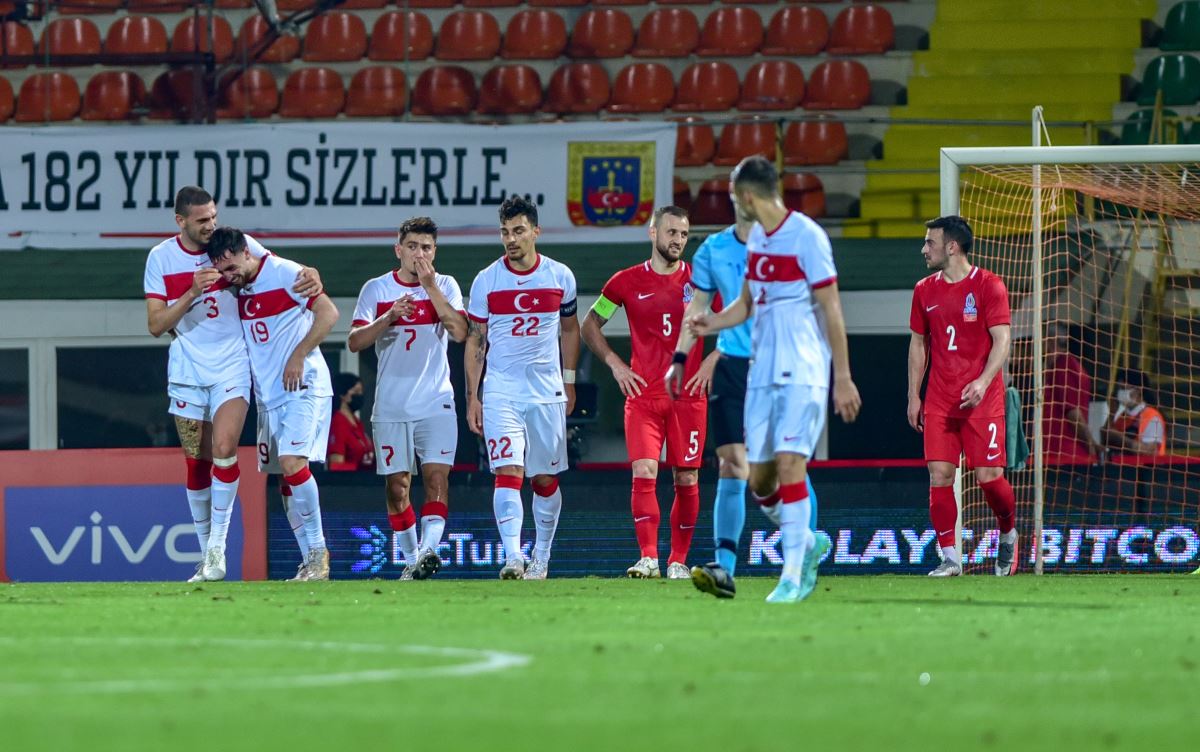 Türkiye Milli Takımı Azerbaycan'ı 2-1 mağlup etti