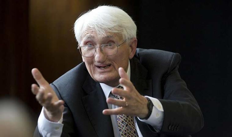 Alman filozof Habermas, Şeyh Zayed Kitap Ödülü'nü kabul etmeyecek