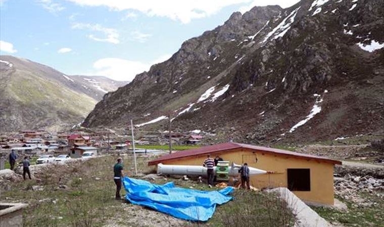 Rize'de çığdan zarar görmemesi için kışın 