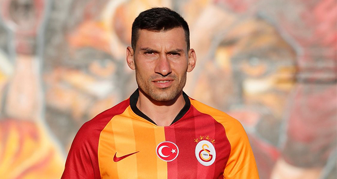 Galatasaray'da sözleşmesi biten 12 futbolcu serbest kaldı