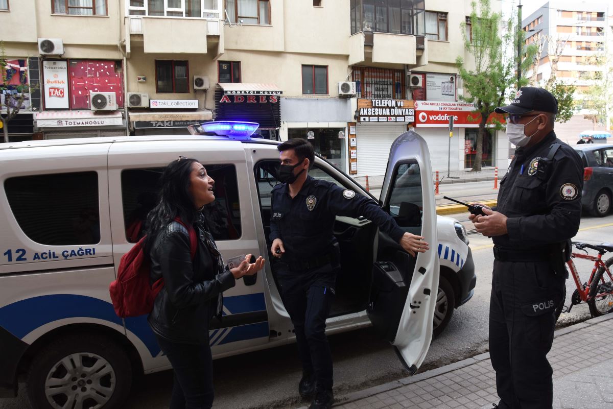 Maske takmayı reddeden sağlık çalışanına para cezası