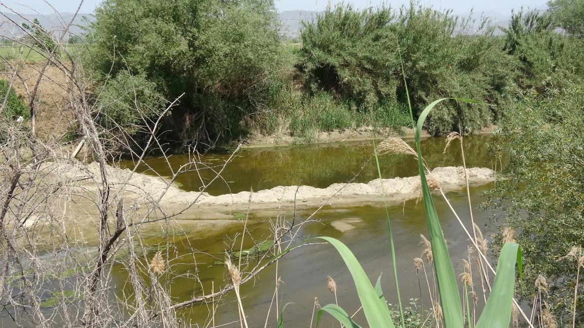 İlk kez böyle görüntülendi, Büyük Menderes Nehri kurudu