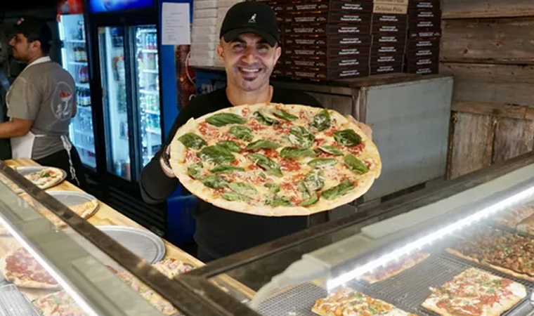 ABD'nin ünlü pizzacısı Champion, Türkiye'ye geliyor