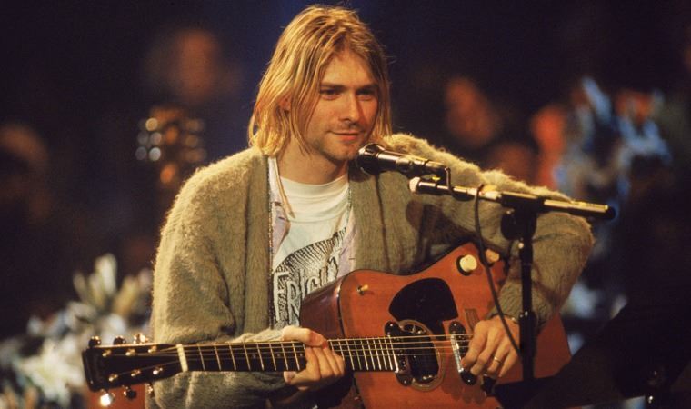 Kurt Cobain'in 6 saç teli açık artırmaya çıkarıldı