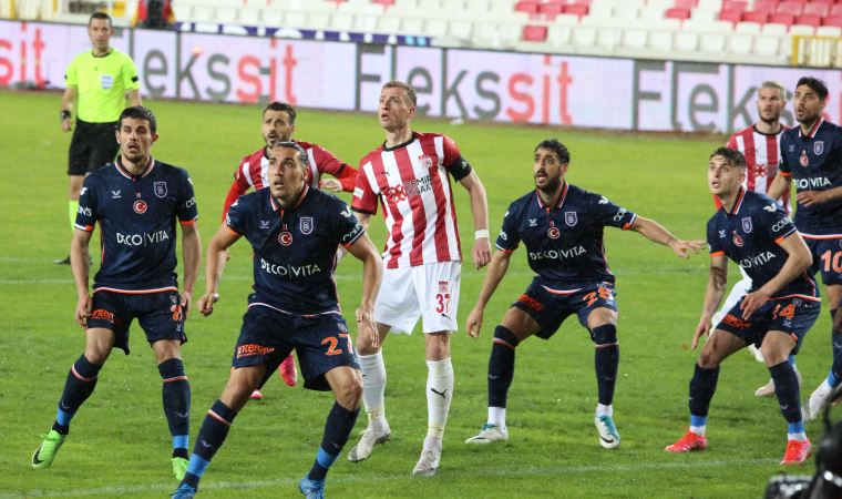 Sivasspor ligdeki 17. beraberliğini aldı