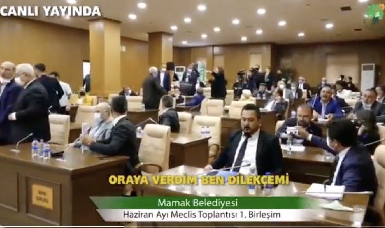 AKP'li belediye başkanı ile AKP'li meclis üyesi arasında yetki gaspı krizi