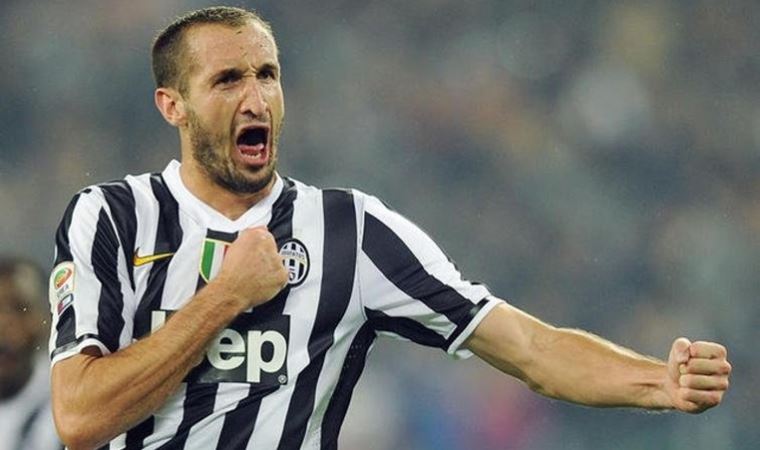 Chiellini, Türkiye'nin güçlü bir takım olduğunu ve Hakan'ı kontrol edeceklerini söyledi.