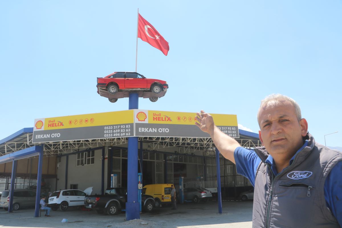 1984 model otomobili gören bir daha bakıyor