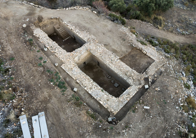 Metropolis Antik Kenti'nde 1800 yıllık kadın heykeli bulundu