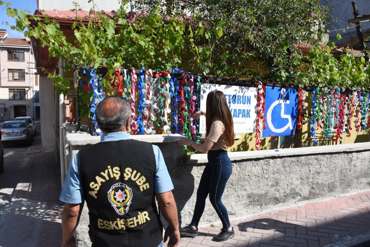 30 çuval mavi kapak çalındı, gözyaşı döktü