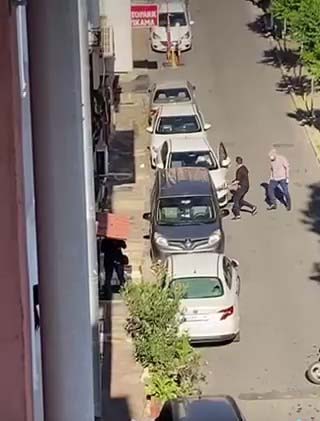 Şişli'de çatışma anı kamerada: Kızını parka götüren baba ölmüştü