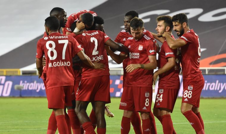 Demir Grup Sivasspor, Samassa ile yollarını ayırdı