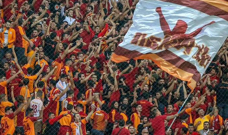 Galatasaray’ın taraftar grubu ultrAslan’dan yeni yönetime çağrı