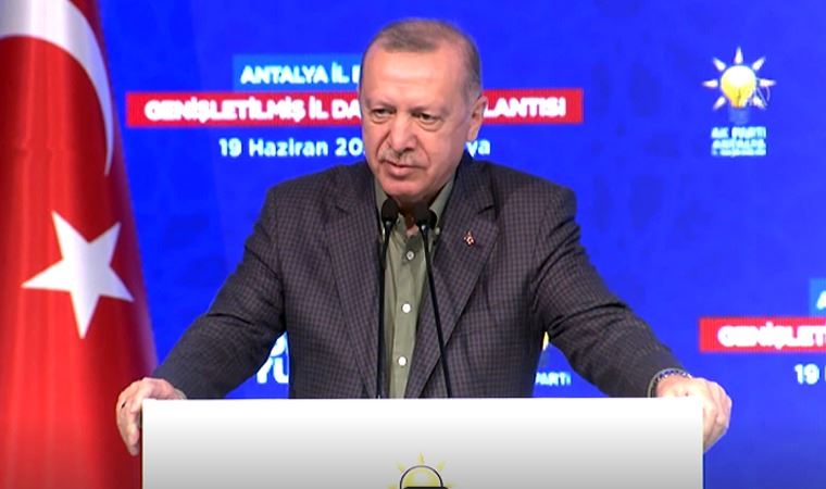 Erdoğan'dan parti teşkilatına sert uyarılar!