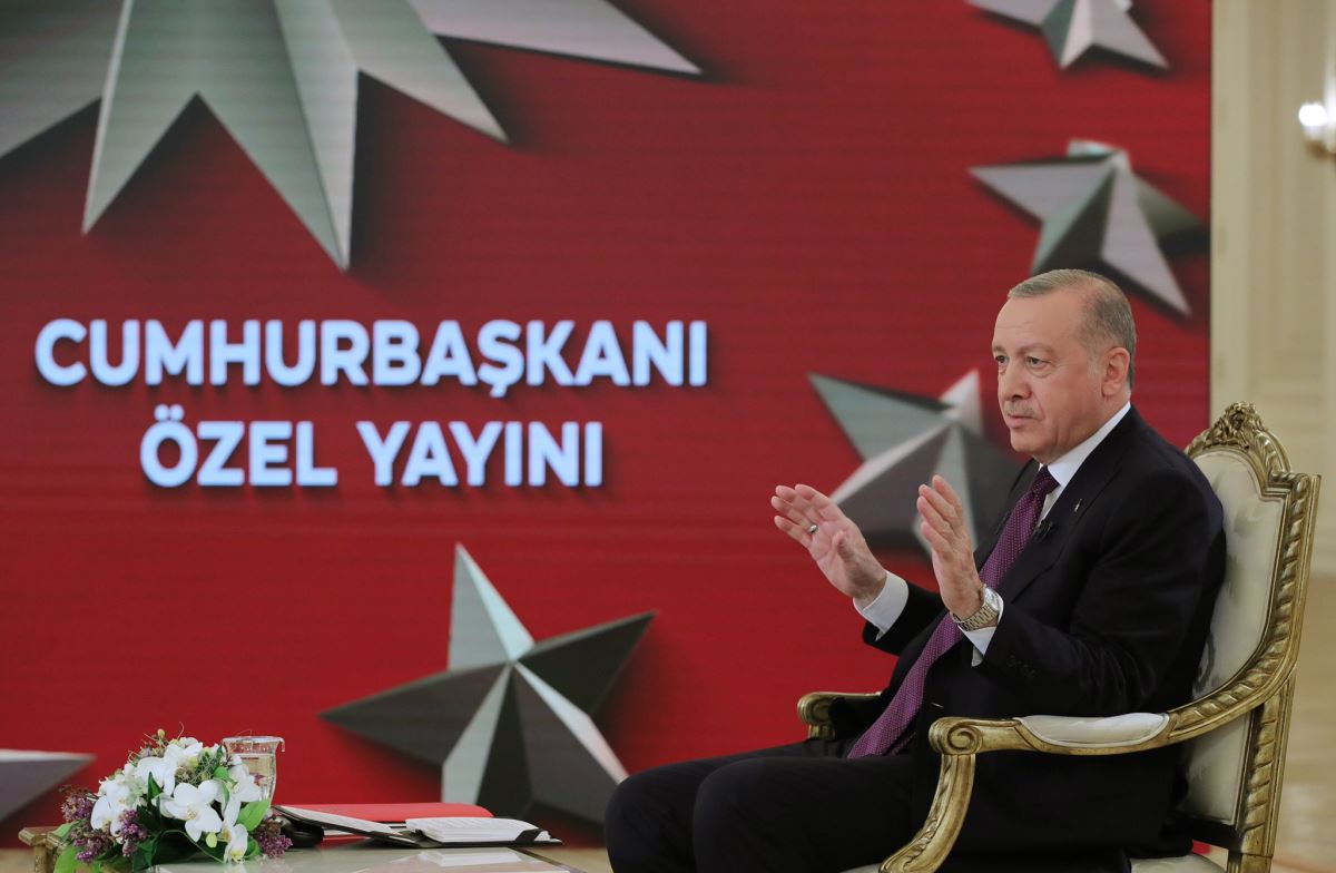 Sosyal medya bu iddiayı konuşuyor: Erdoğan'ın programında saate dikkat