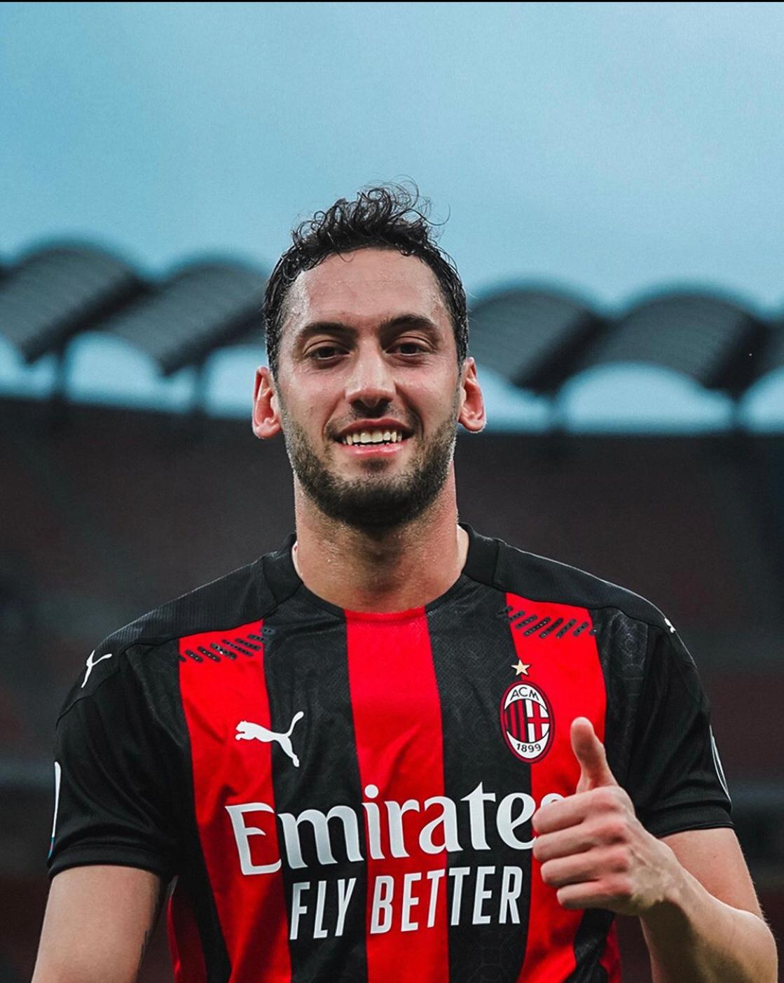 Inter, Hakan Çalhanoğlu'nu istiyor