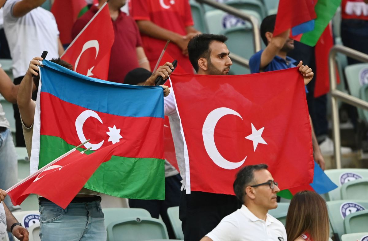 EURO 2020'de A Milli Futbol Takımı, İsviçre maçında protesto edildi