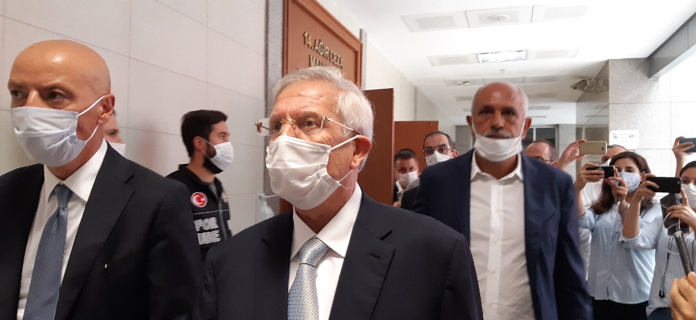 Ünlü gazeteciden flaş yorum: Aziz Yıldırım'ın konuşması, Ali Koç'a yaradı