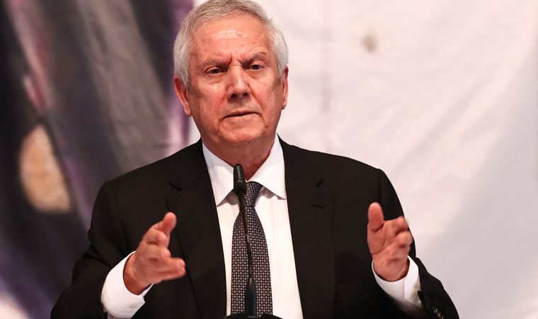 Aziz Yıldırım: “Fenerbahçe’yi kimse satamaz”