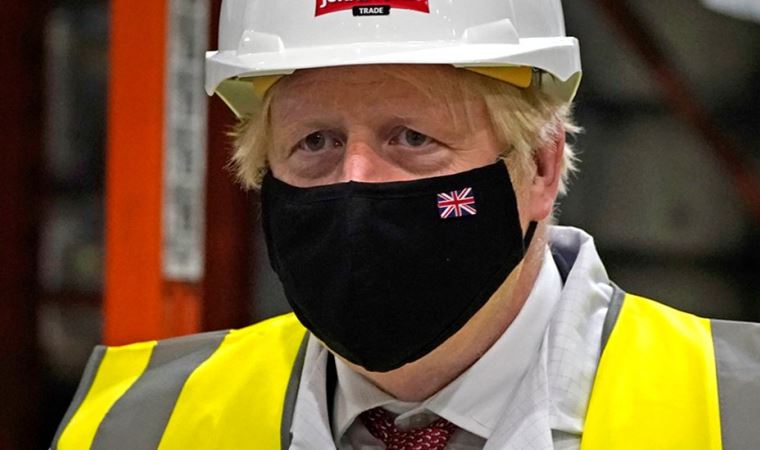 Matt Hancock'un istifası: Boris Johnson görevden almama kararını savundu