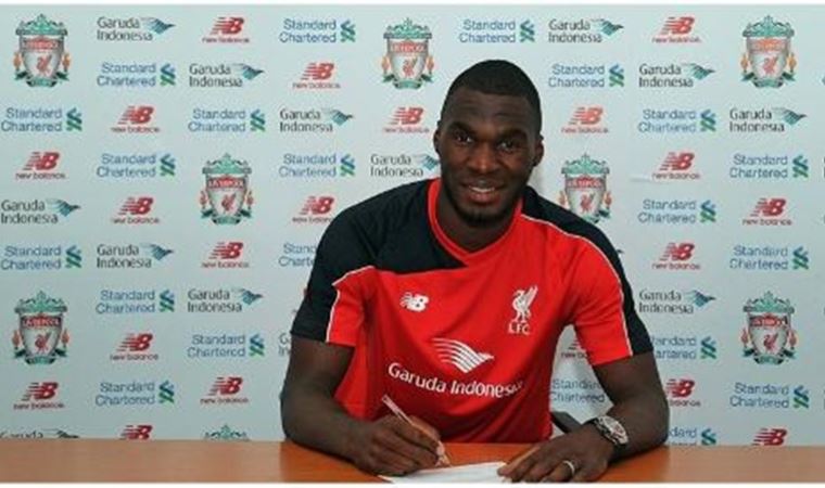 Crystal Palace, Benteke'nin sözleşmesini 2023'e kadar uzattı