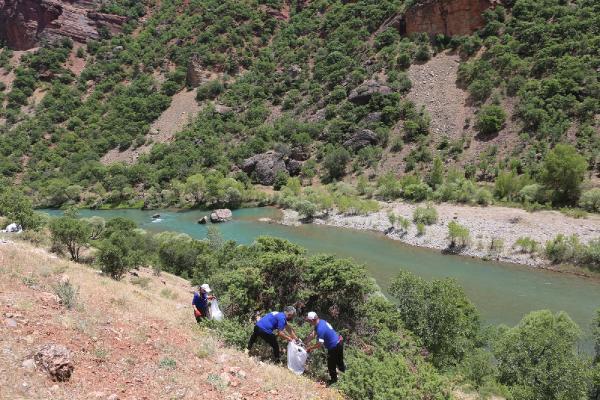 Tunceli'de toplanan atıklar, geri dönüşümle öğrencilere burs olacak