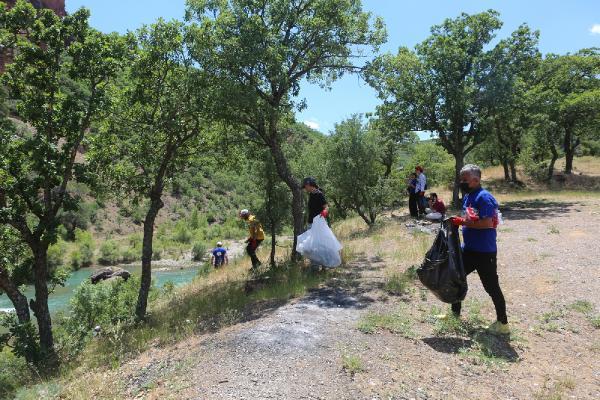 Tunceli'de toplanan atıklar, geri dönüşümle öğrencilere burs olacak