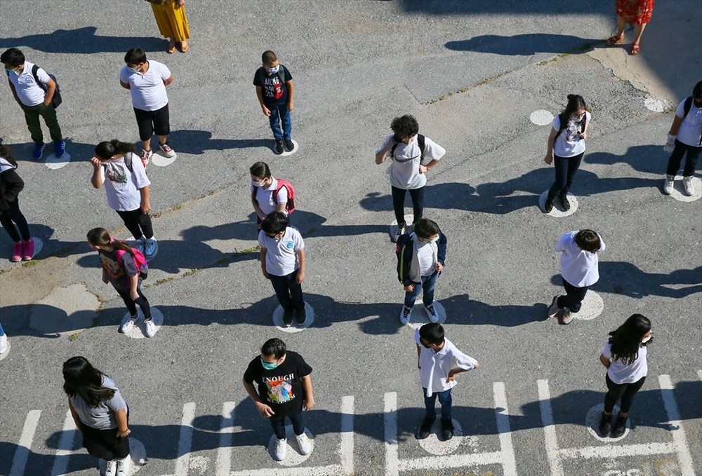 Ortaokul ve liselerde yüz yüze eğitim başladı