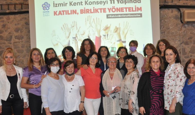 İzmir Kent Konseyi 11'nci yaşını kutladı