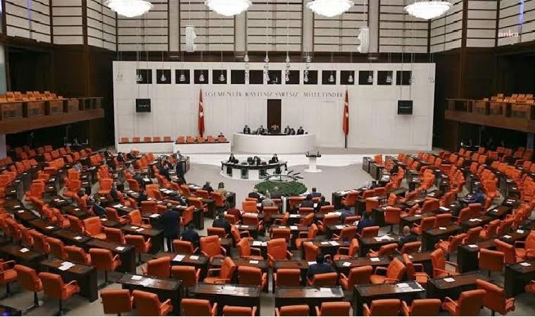 CHP’nin ‘mafya-devlet ilişkisi araştırılsın’ önergesi AKP ve MHP oylarıyla reddedildi