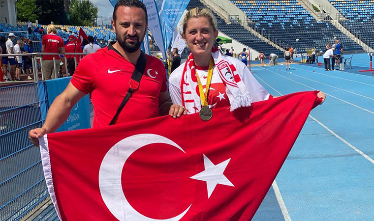 Fatma Damla Altın, Dünya Para Atletizm Şampiyonası'nda şampiyon oldu