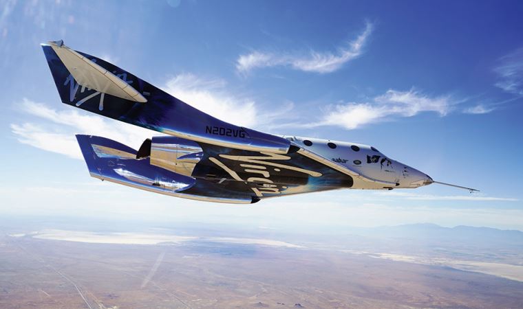 Sir Richard Branson, Virgin Galactic şirketinin roketiyle ilk defa uzaya çıktı