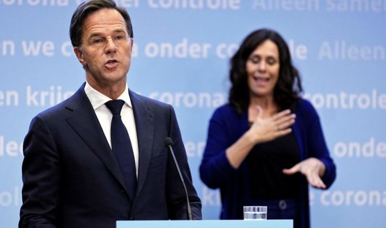 Hollanda'da vaka sayıları günlük 10 bini geçti, Başbakan Rutte erken gevşeme için halktan özür diledi