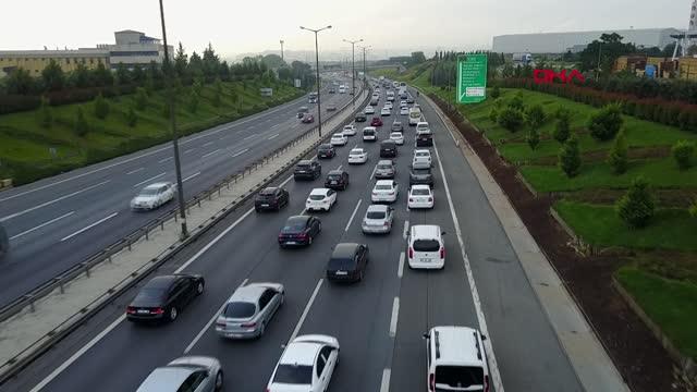 İstanbul trafiğinde "bayram tatili" yoğunluğu