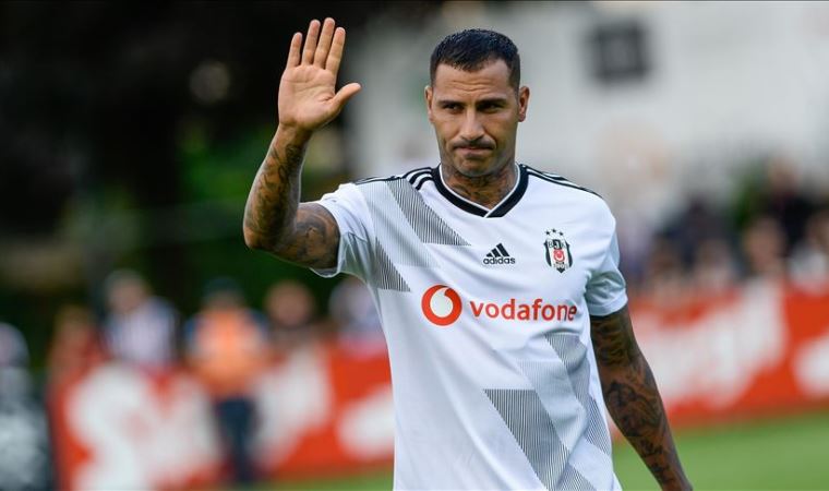 37 yaşındaki Ricardo Quaresma'dan harika gol!