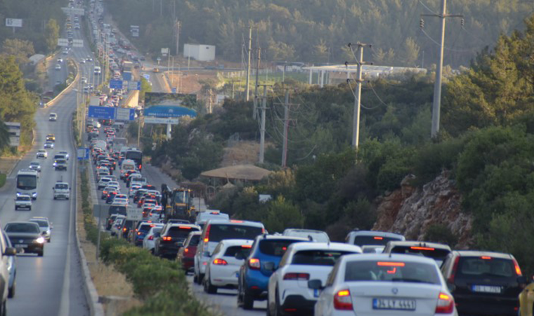 Bodrum'da büyük yoğunluk: Akın akın geliyorlar