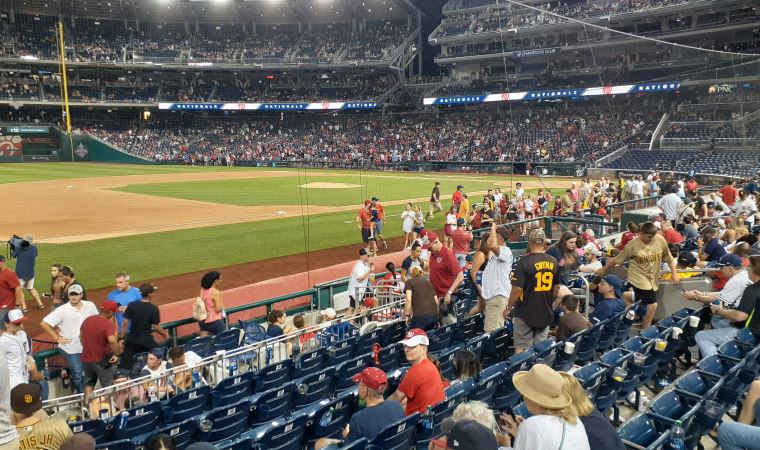 Silahlı çatışma sonrasında Washington Nationals – San Diego Padres maçı ertelendi